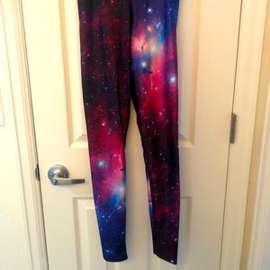 Women’s XS purple galaxy Blackmilk leggings